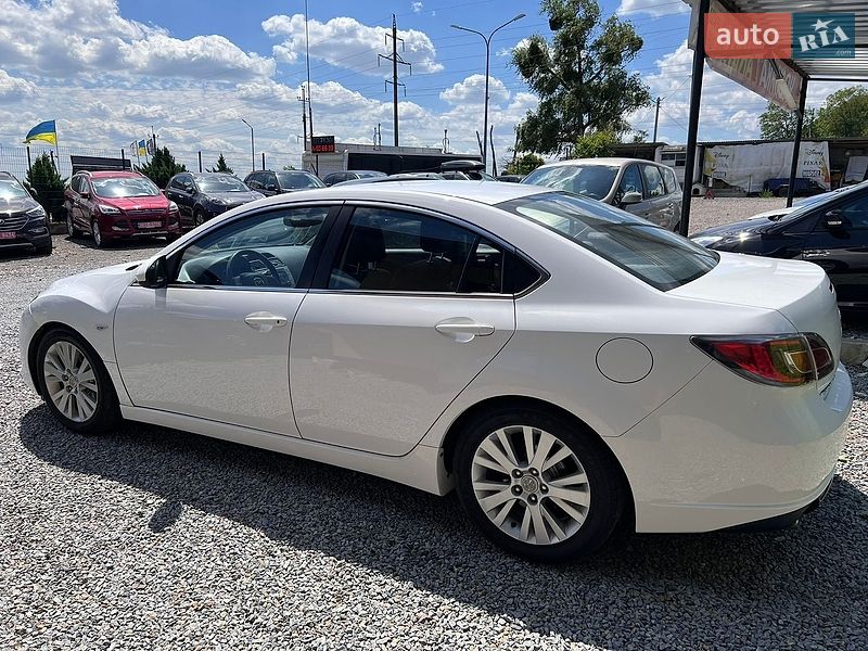 Седан Mazda 6 2008 в Ровно