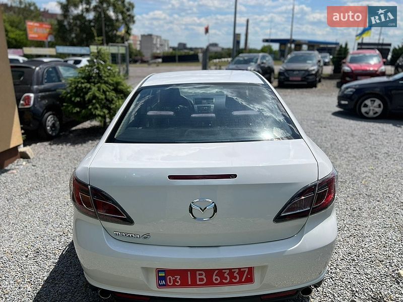 Седан Mazda 6 2008 в Ровно