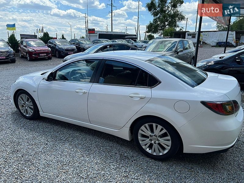 Седан Mazda 6 2008 в Ровно