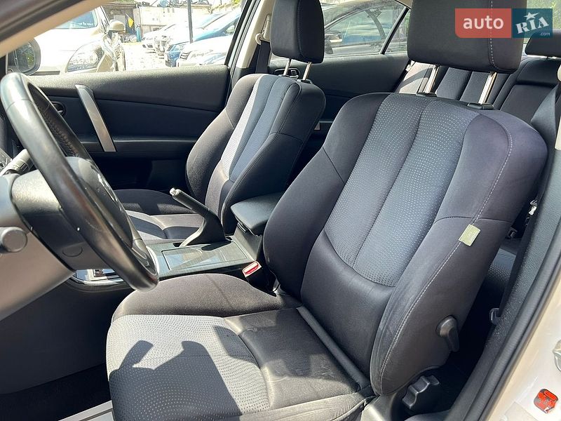 Седан Mazda 6 2008 в Ровно