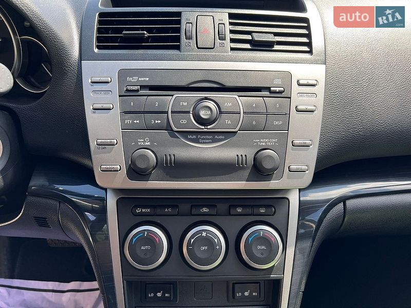 Седан Mazda 6 2008 в Ровно