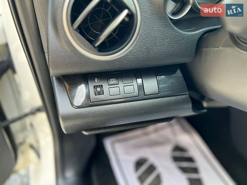 Седан Mazda 6 2008 в Ровно