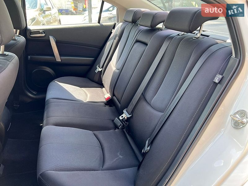 Седан Mazda 6 2008 в Ровно