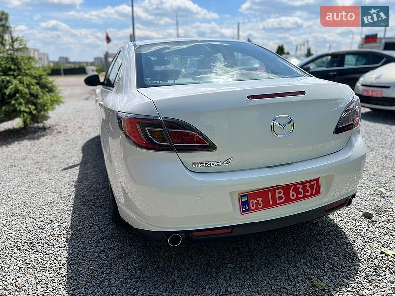 Седан Mazda 6 2008 в Ровно
