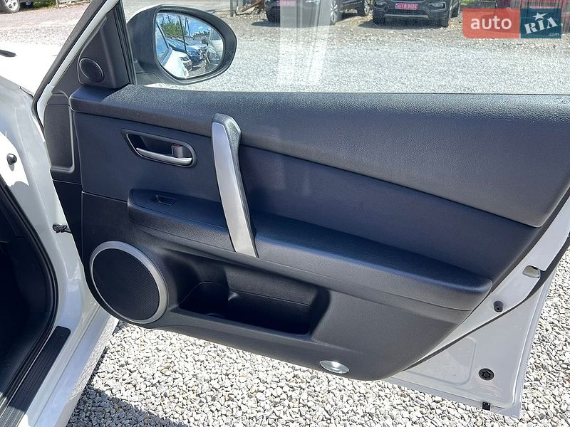 Седан Mazda 6 2008 в Ровно