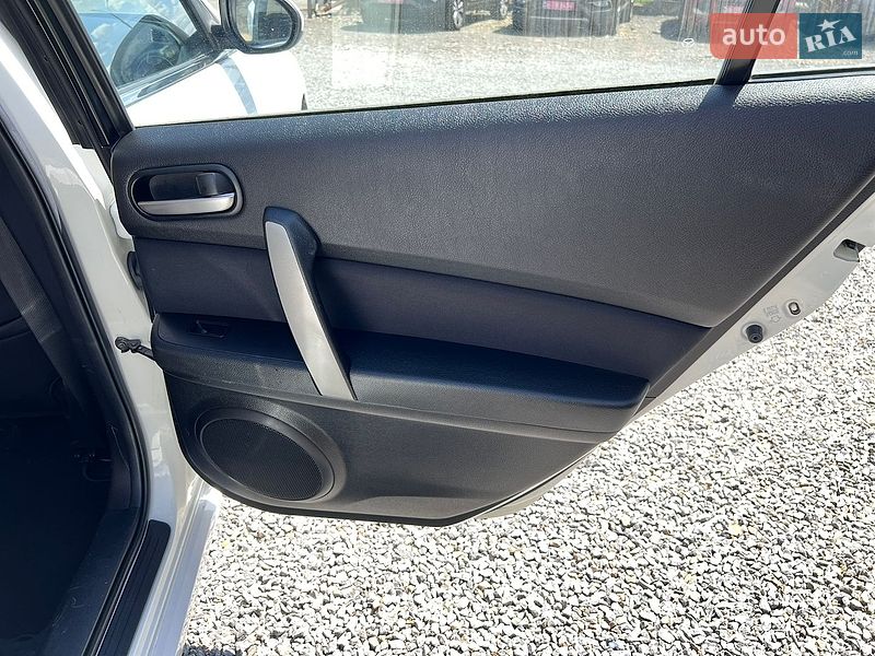 Седан Mazda 6 2008 в Ровно