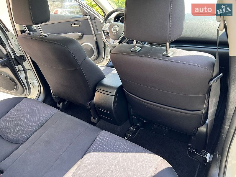 Седан Mazda 6 2008 в Ровно