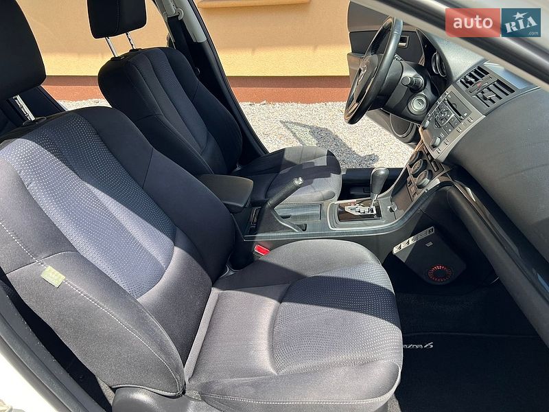 Седан Mazda 6 2008 в Ровно
