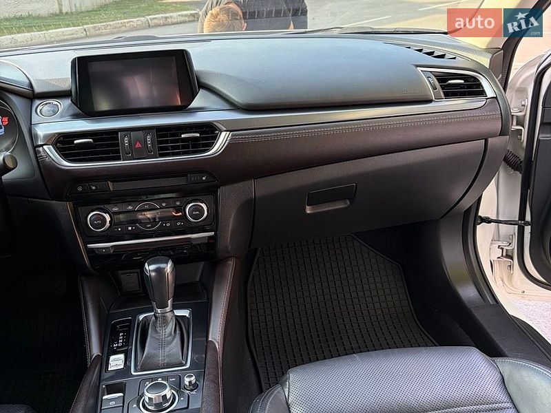 Седан Mazda 6 2017 в Черкассах