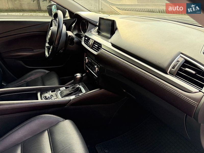 Седан Mazda 6 2017 в Черкассах