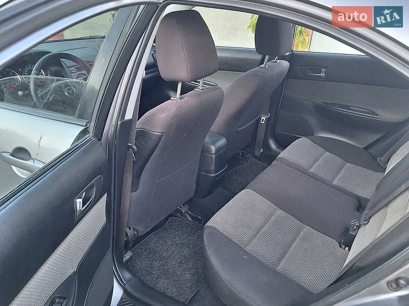 Mazda 6 2003