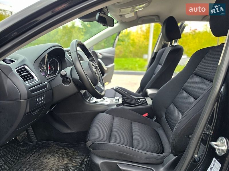 Универсал Mazda 6 2012 в Луцке