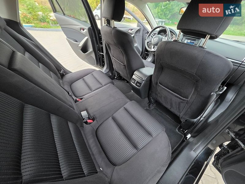 Универсал Mazda 6 2012 в Луцке
