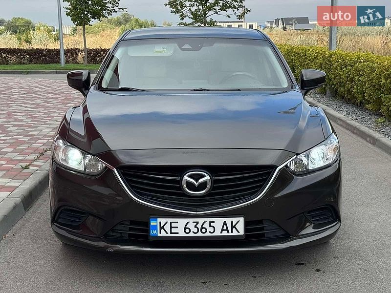 Седан Mazda 6 2016 в Днепре