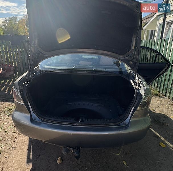 Седан Mazda 6 2003 в Коростене