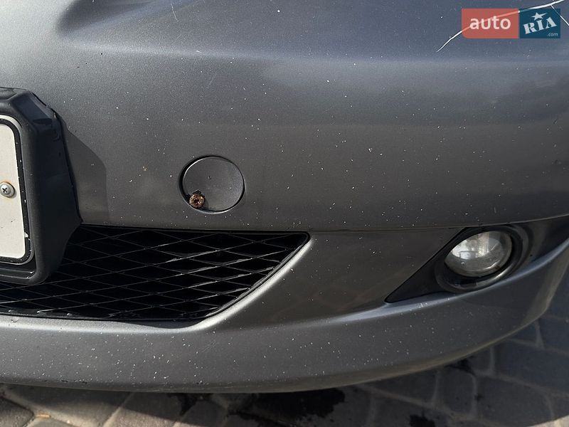 Седан Mazda 6 2003 в Коростене