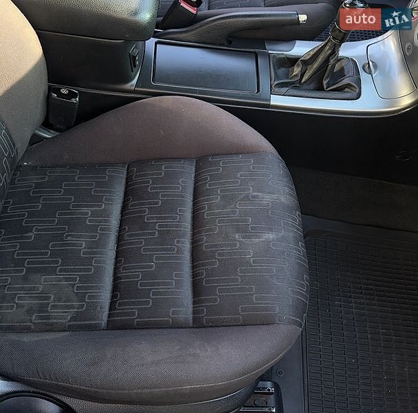 Седан Mazda 6 2003 в Коростене