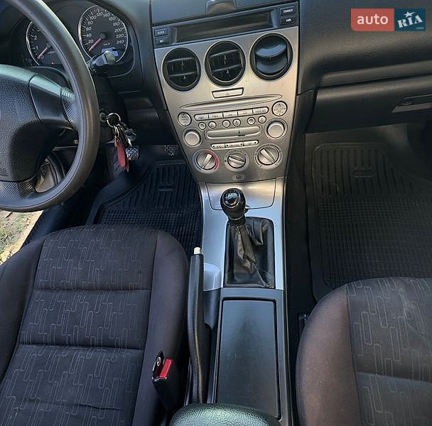 Седан Mazda 6 2003 в Коростене