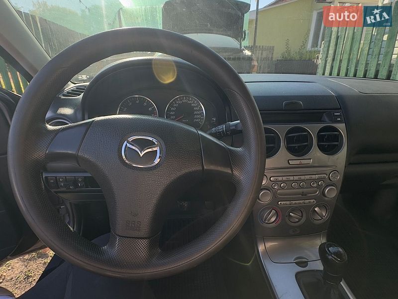 Седан Mazda 6 2003 в Коростене