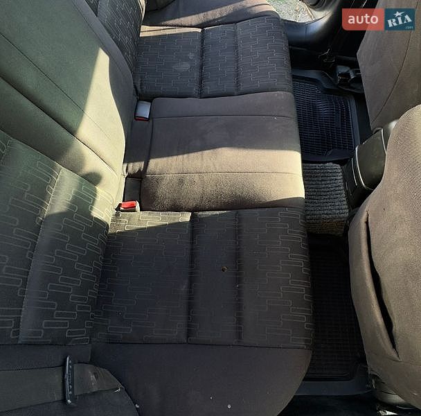 Седан Mazda 6 2003 в Коростене