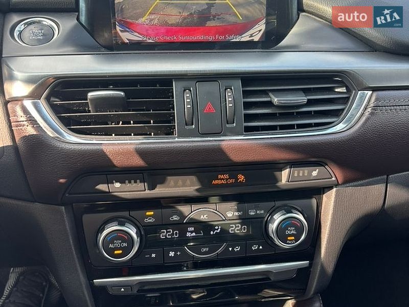 Седан Mazda 6 2016 в Киеве