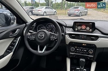 Седан Mazda 6 2017 в Белогородке