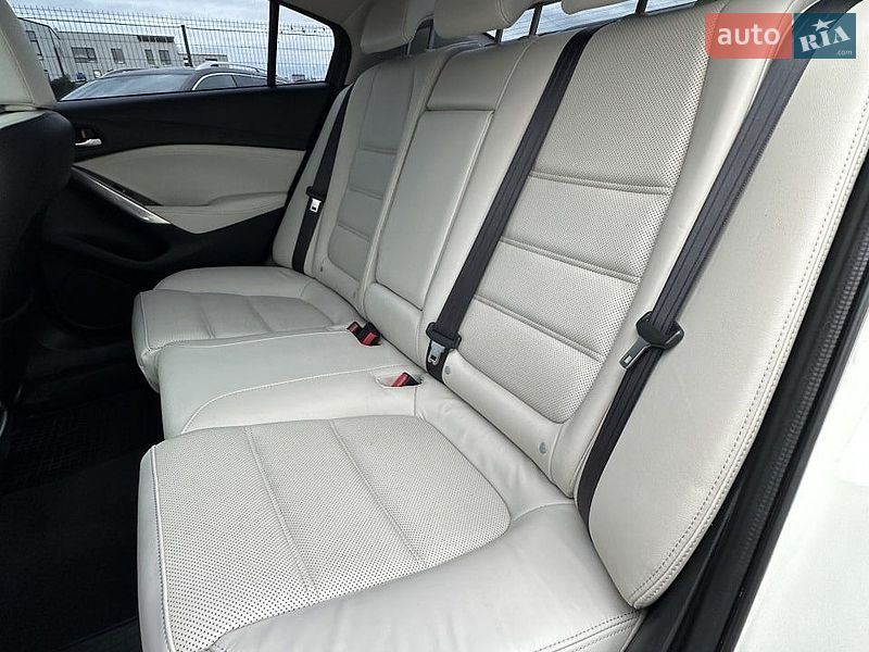 Седан Mazda 6 2017 в Белогородке