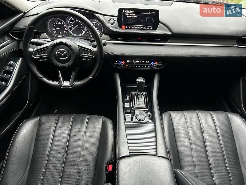 Седан Mazda 6 2018 в Днепре