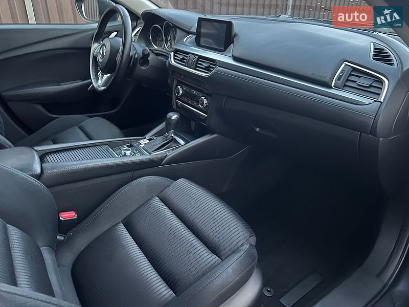 Седан Mazda 6 2015 в Виннице
