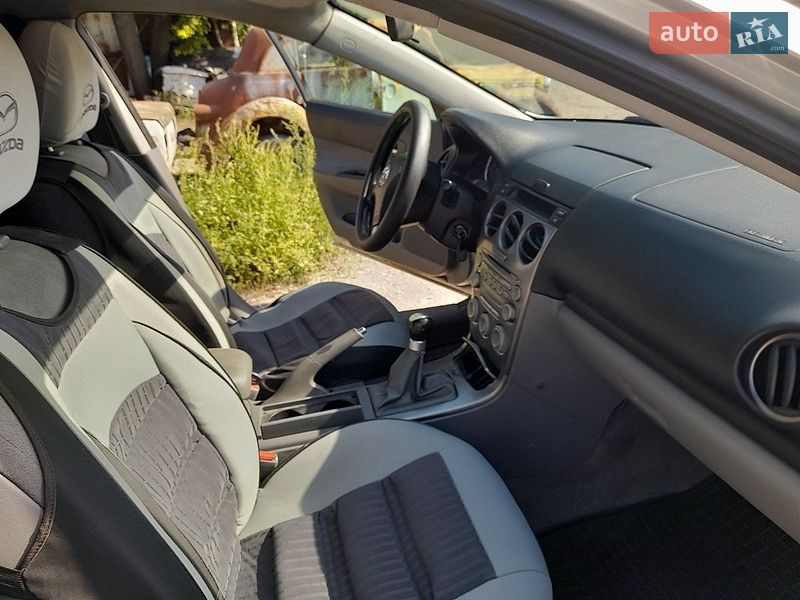 Лифтбек Mazda 6 2003 в Днепре