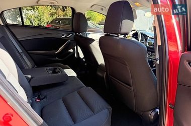 Седан Mazda 6 2016 в Киеве