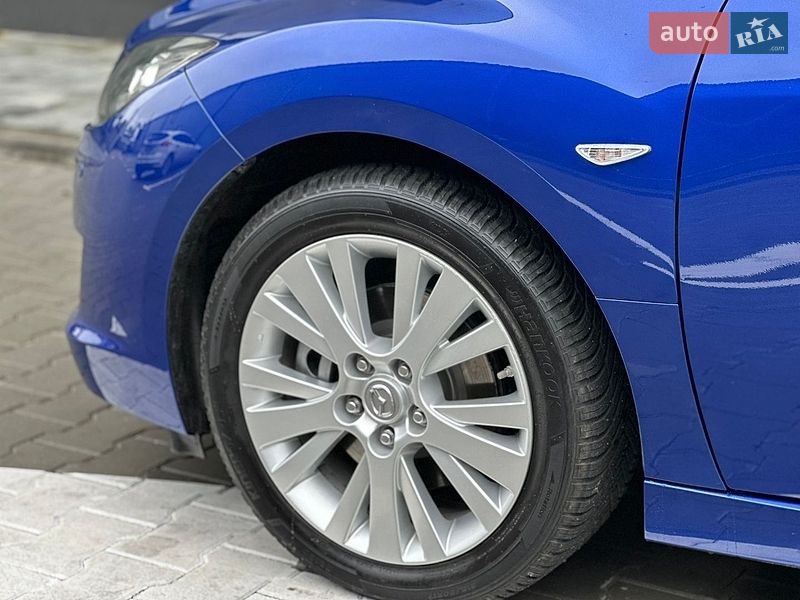 Седан Mazda 6 2008 в Старокостянтинові