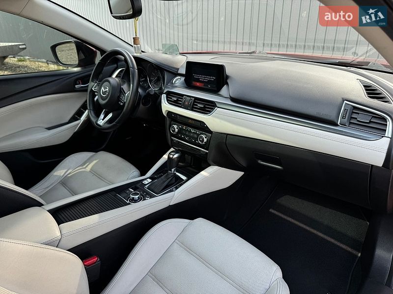 Седан Mazda 6 2017 в Стрые