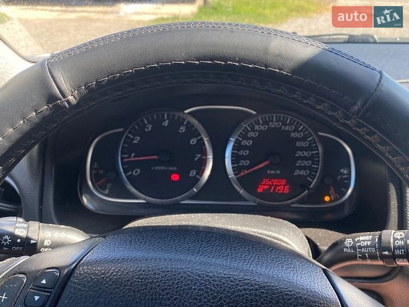 Универсал Mazda 6 2006 в Шаргороде
