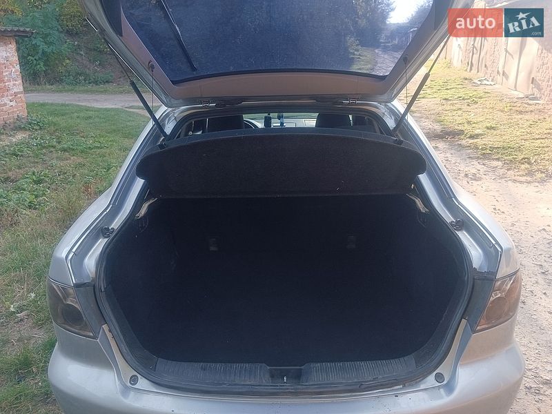 Ліфтбек Mazda 6 2003 в Києві