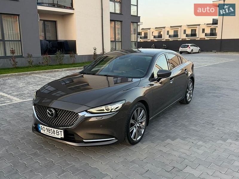 Седан Mazda 6 2018 в Ужгороде