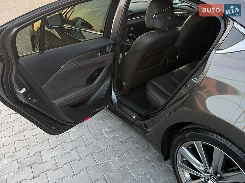 Седан Mazda 6 2018 в Ужгороде