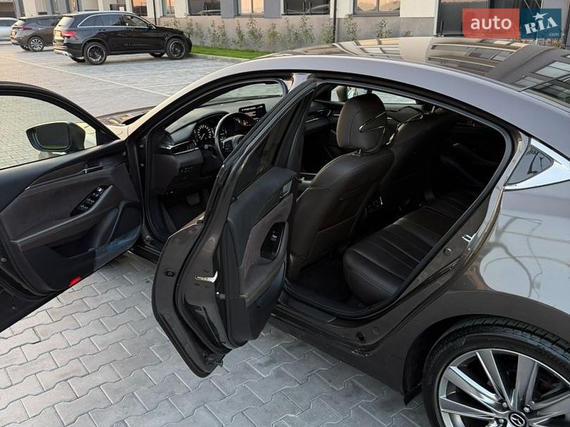 Седан Mazda 6 2018 в Ужгороде