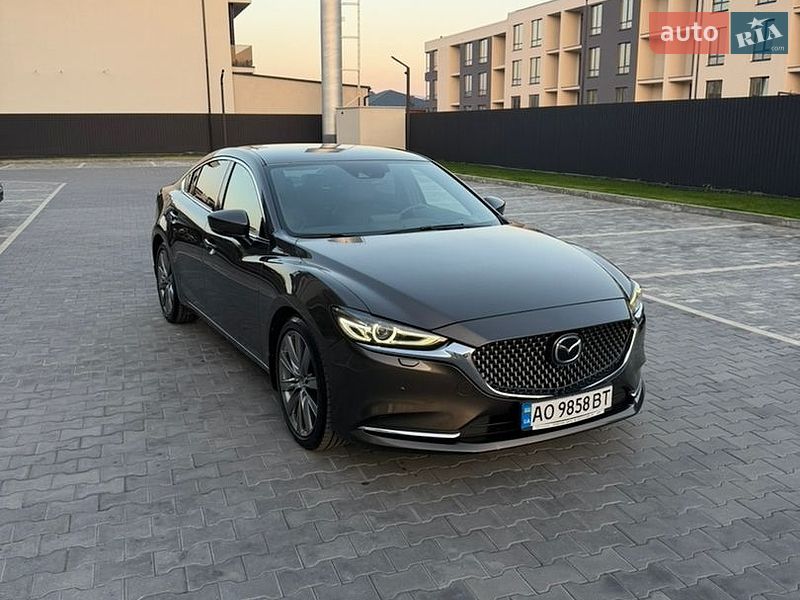 Седан Mazda 6 2018 в Ужгороде