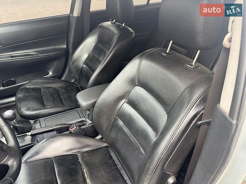 Седан Mazda 6 2003 в Дніпрі