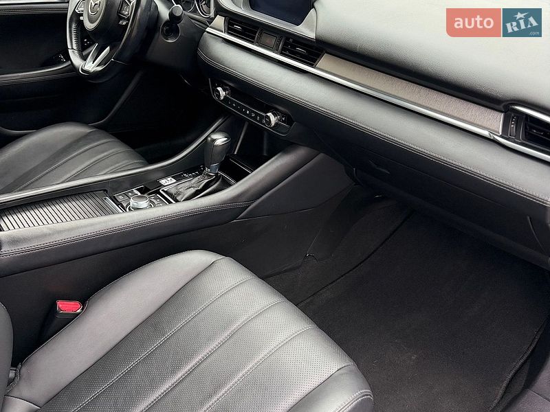 Седан Mazda 6 2018 в Ивано-Франковске