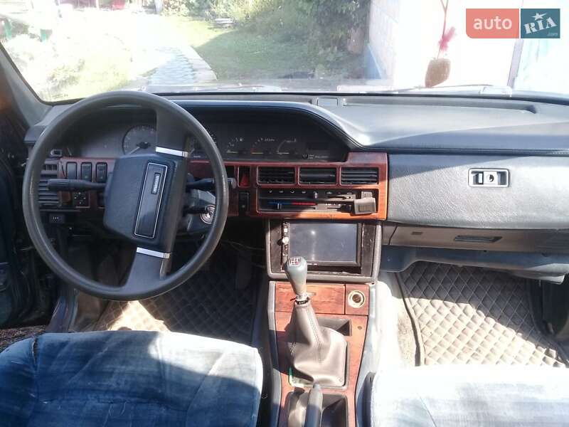 Седан Mazda 929 1987 в Дніпрі