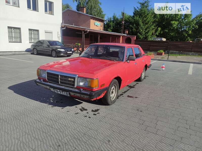 Седан Mazda 929 1981 в Львове