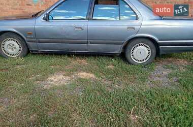 Седан Mazda 929 1989 в 
