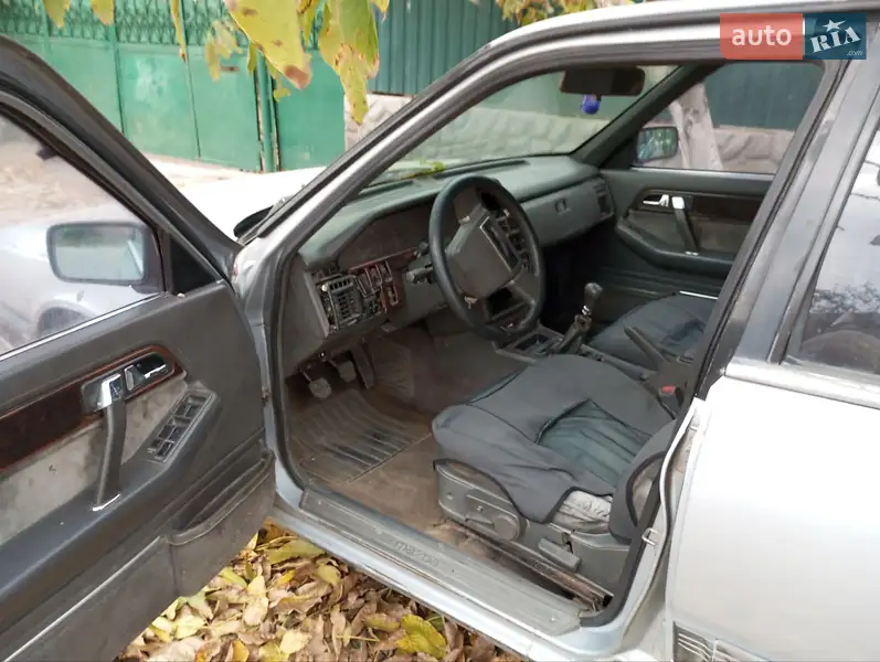 Mazda 929 1987