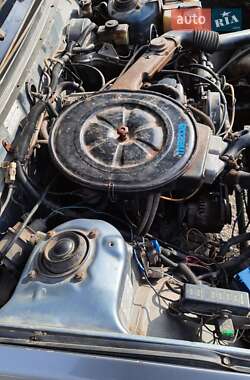 Седан Mazda 929 1988 в 