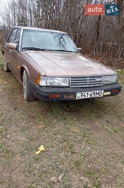 Седан Mazda 929 1987 в 