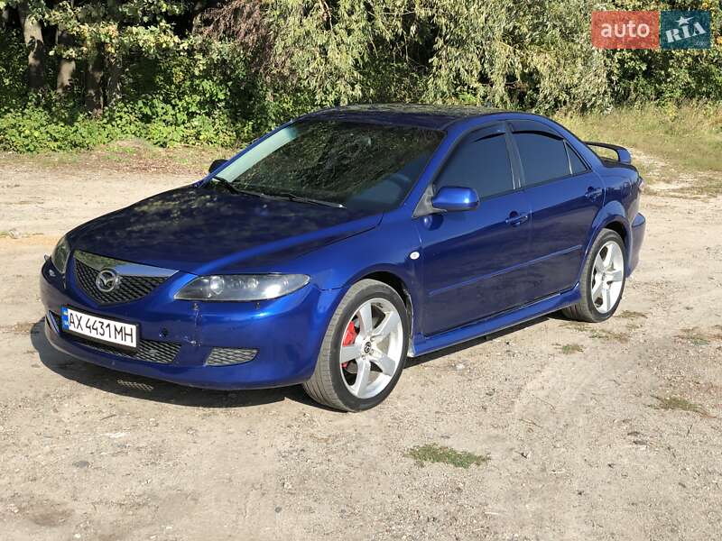 Седан Mazda Atenza 2002 в Валках