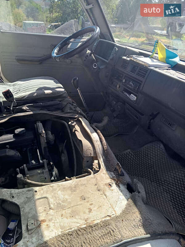 Микроавтобус Mazda Bongo 1993 в Виннице