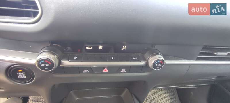 Внедорожник / Кроссовер Mazda CX-30 2021 в Киеве фото 31 Внедорожник / Кроссовер Mazda CX-30 2021 в Киеве